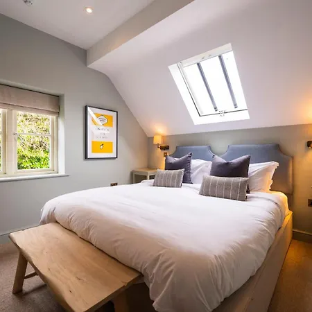 The Bottle & Glass Inn - Book All 3 Rooms-2
